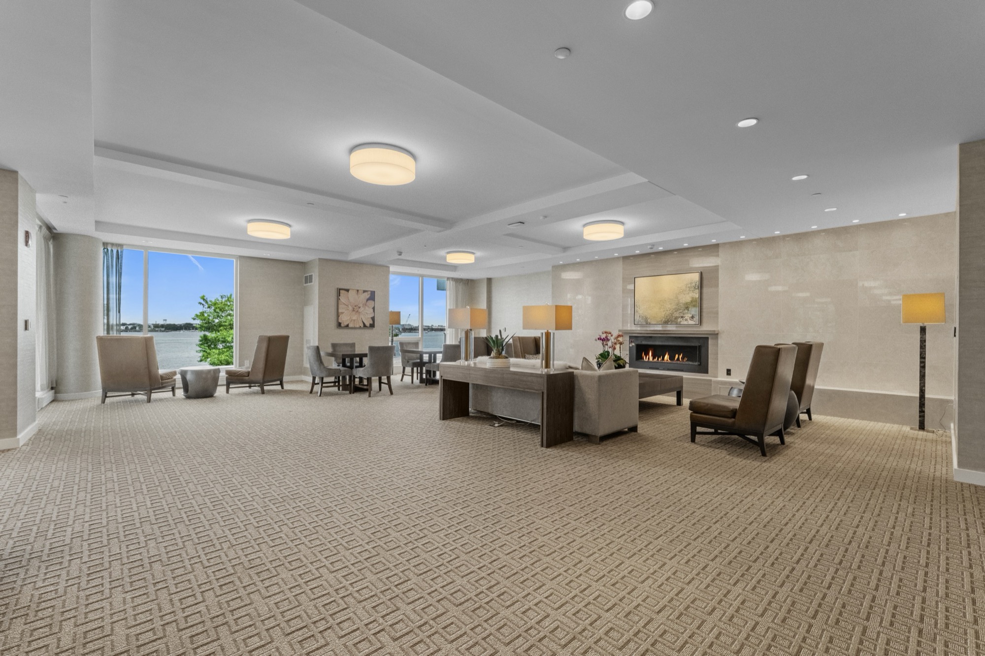 Harbor Club resident lounge at 22 Liberty